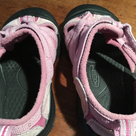 ❤️SOLD❤️ Keen Pink Size 7 (Baby) - Picture 5 of 7